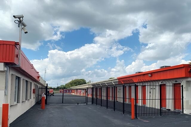 Public Storage 833 S Military Trail in West Palm Beach, FL