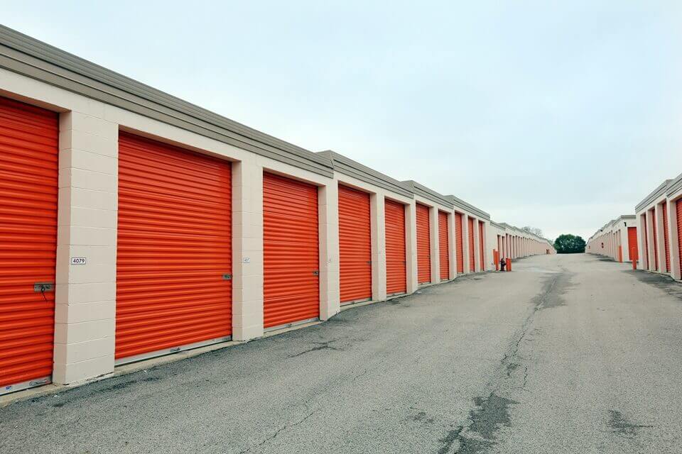 25×10 Garage in Schaumburg, IL 130 Hillcrest Blvd Schaumburg, Illinois 2