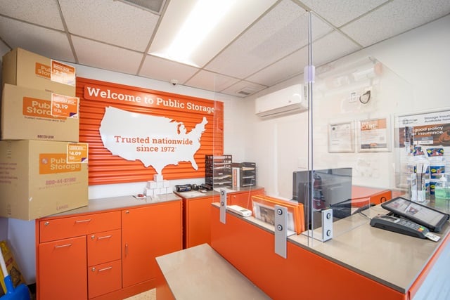 Property 1885 image number 2