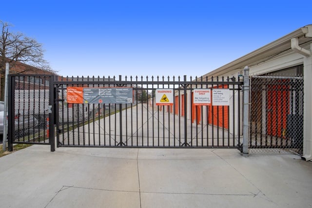 Property 1885 image number 3