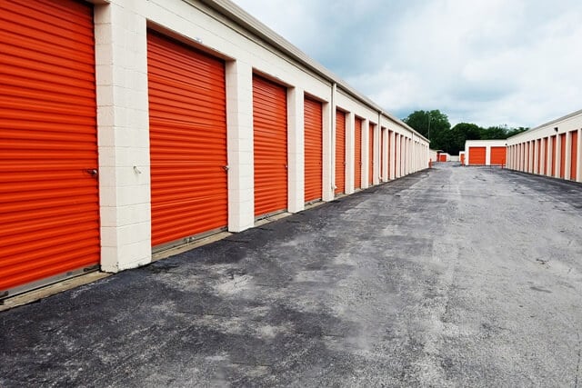 20×10 Public Storage: Parking Lot in Southfield, MI 19350 W 8 Mile Rd Southfield, Michigan 2