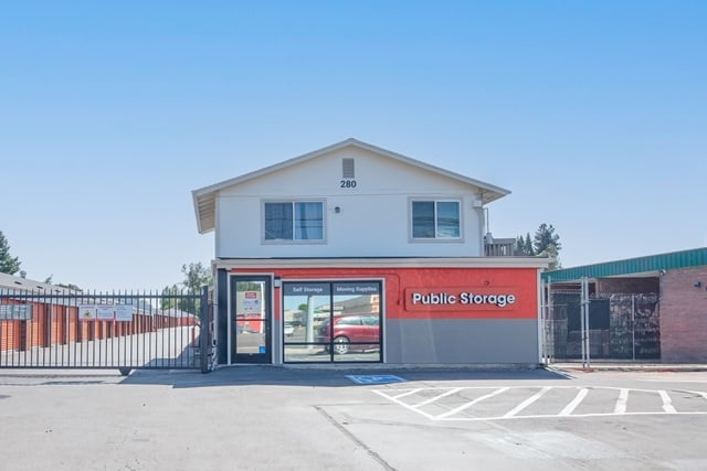 24×10 Self Storage Unit in Salem, OR 280 Lancaster Dr NE Salem, Oregon