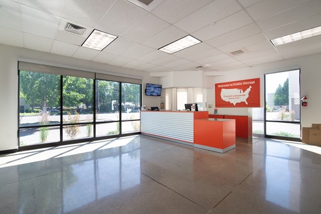 Property 1895 image number 2