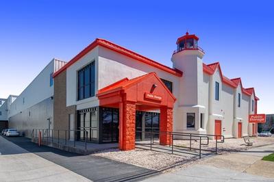 Property at 08240 - Falls Church/N Roosevelt-Wilsn          