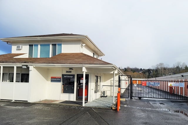 20×10 Self Storage Unit in Renton, WA