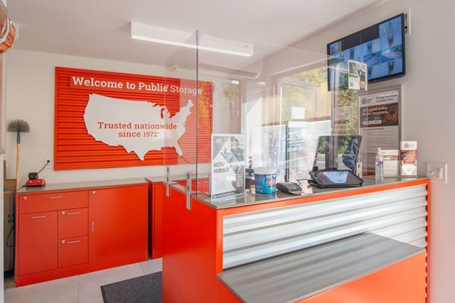 Property 1909 image number 2