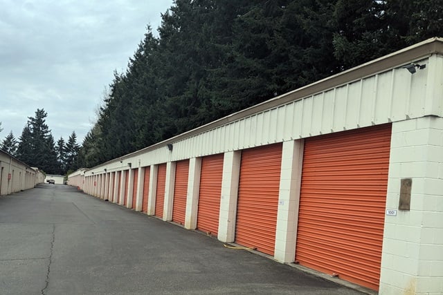 20×10 Garage in Arlington, WA 3127 Smokey Point Dr Arlington, Washington 2