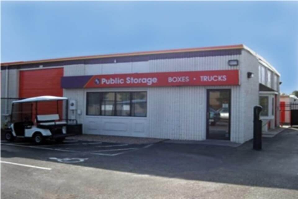 30×10 Public Storage: Self Storage Unit in Ramsey, MN 6800 Riverdale Drive NW Ramsey, Minnesota