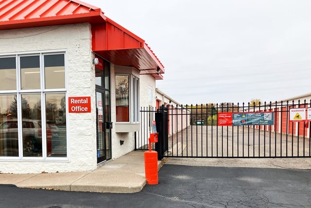 Public Storage  11365 Robinson Drive NW in Minneapolis, MN