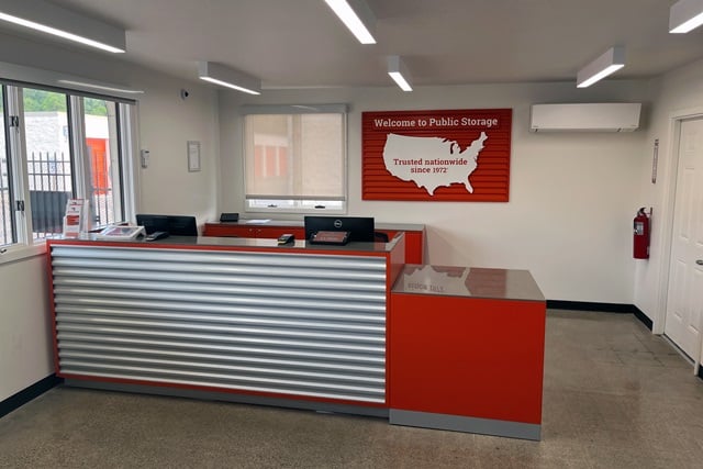 Property 1925 image number 2