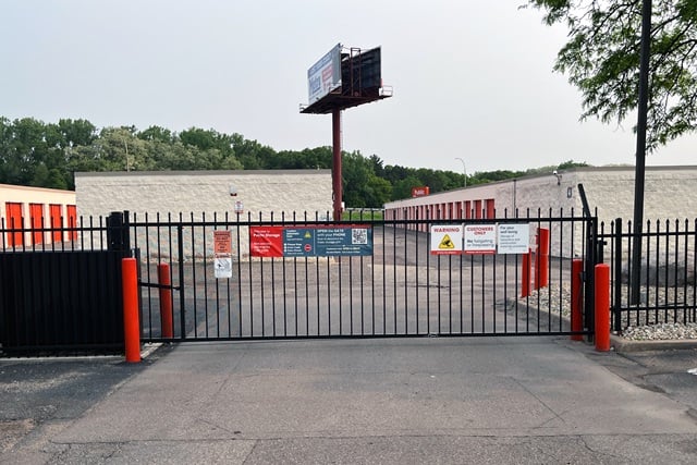 Public Storage  55 County Road B East in St Paul, MN