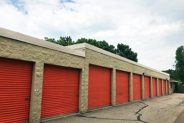 20×10 Public Storage: Self Storage Unit in Minnetonka, MN 2825 Hedberg Drive Minnetonka, Minnesota 2