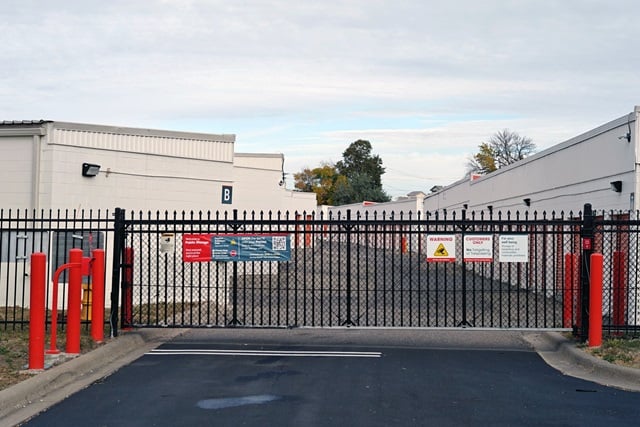 Public Storage  13011 Highway 55 in Minneapolis, MN