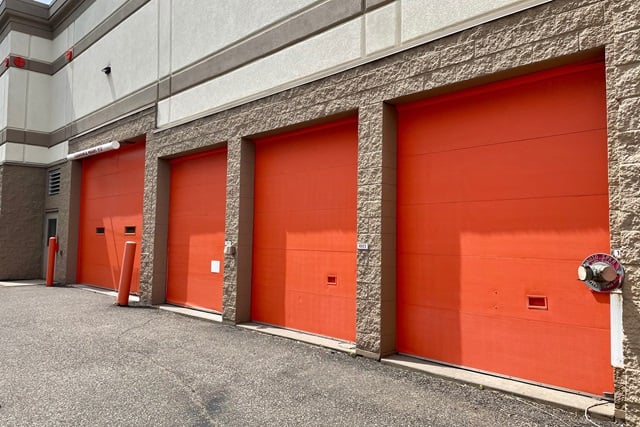 25×10 Public Storage: Self Storage Unit in Plymouth, MN 3205 Ranchview Lane N Plymouth, Minnesota 2