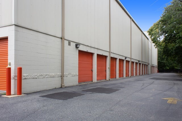 Property 1951 image number 1