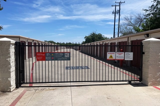 Public Storage  12260 Bandera Road in Helotes, TX