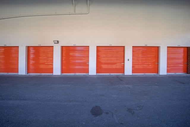 20×10 Garage in Alexandria, VA 370 Holland Lane Alexandria, Virginia 2