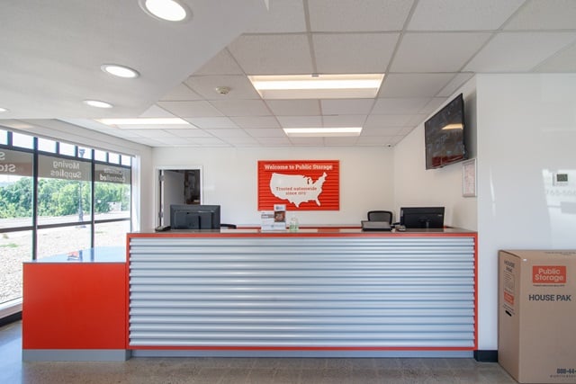 Property 1963 image number 2