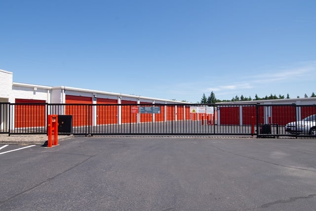 Public Storage  19426 S Molalla Ave in Oregon City, OR