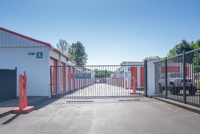 Public Storage  4780 Liberty Road South in Salem, OR