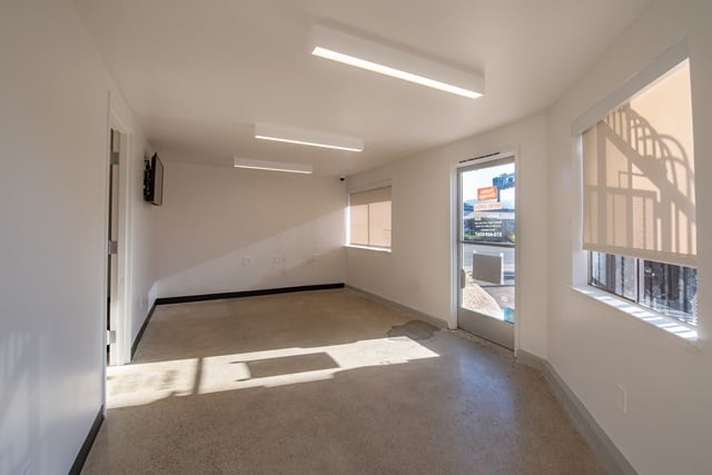 30×10 Garage in Richmond, CA 3235 Jacuzzi Street Richmond, California 3