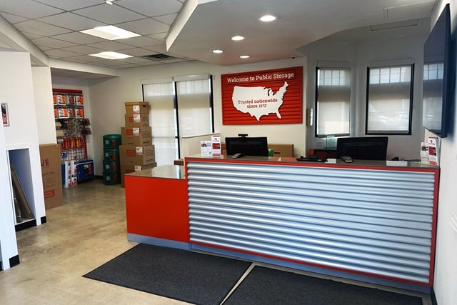 Property 1971 image number 2