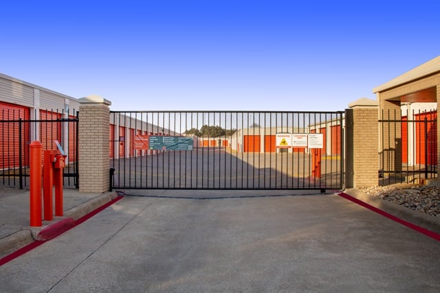 Public Storage  3301 W Parker Road in Plano, TX