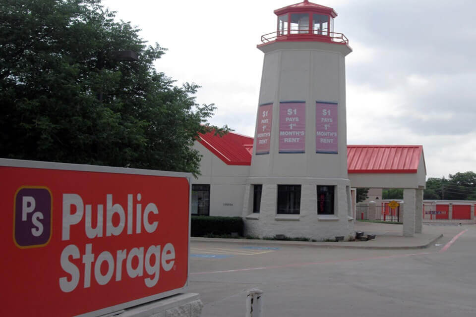 25×12 Public Storage: Garage in Dallas, TX 18004 N Preston Road Dallas, Texas