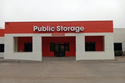 Public Storage