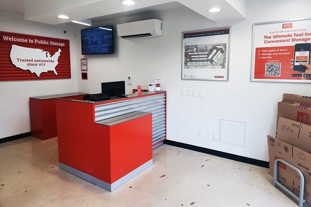 Property 1985 image number 2