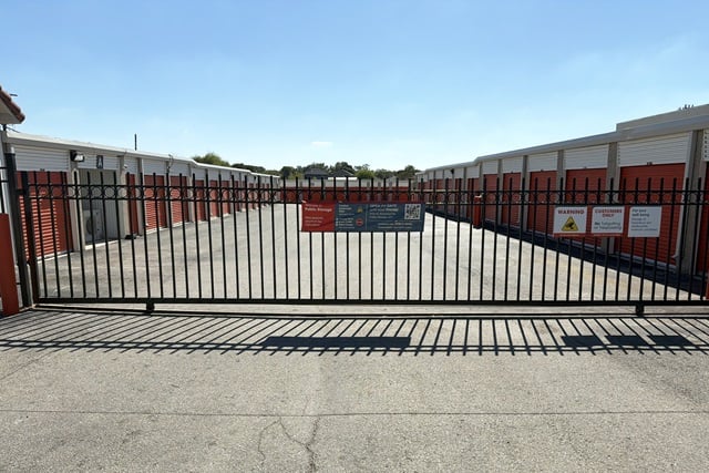 Property 1986 image number 3