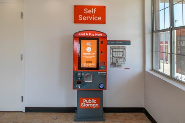 Property 1989 image number 2