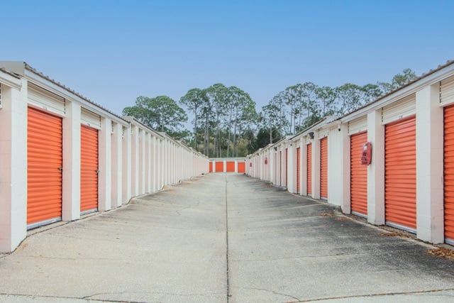 Clearwater, FL, SelfStorage Near 1615 North Highland Ave 1844726
