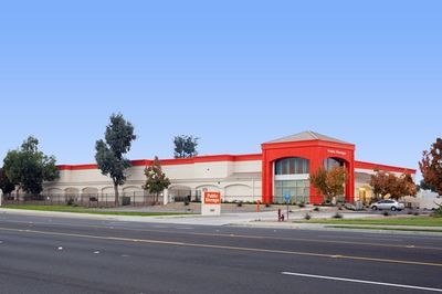 Property at 07102 - Santa Ana / MacArthur Blvd