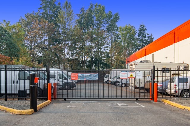 Public Storage  12249 NE 124th Street in Kirkland, WA