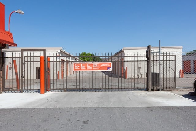 Public Storage  2801 Hullsmith Drive in Houston, TX