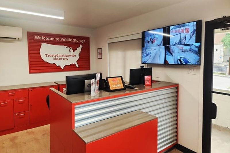 Property 2003 image number 2