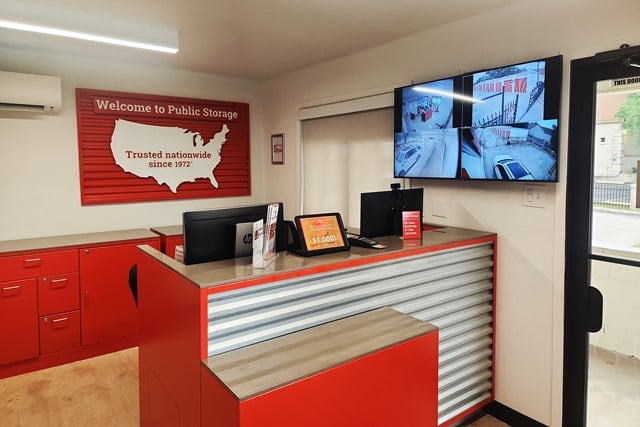 Property 2003 image number 2