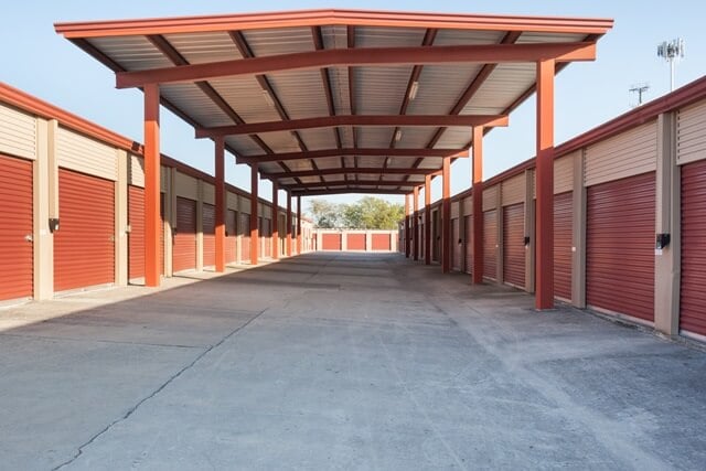 33×10 Public Storage: Parking Lot in San Antonio, TX 7106 Bandera Road San Antonio, Texas 2