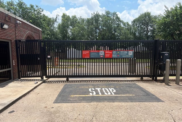 Public Storage 15220 Lexington Blvd in Sugar Land, TX