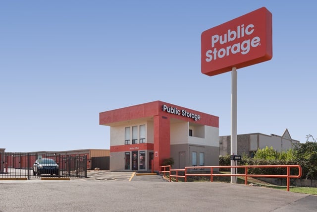 30×12 Public Storage: Parking Lot in Austin, TX 10001 North I H 35 Austin, Texas