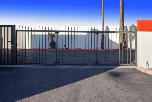 Public Storage  700 W Warner Rd in Tempe, AZ