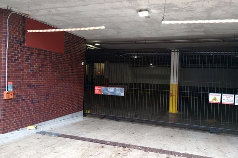 Property 2052 image number 3