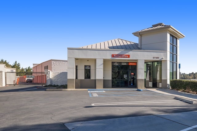 20×10 Garage in Laguna Niguel, CA 27201 Cabot Road Laguna Niguel, California