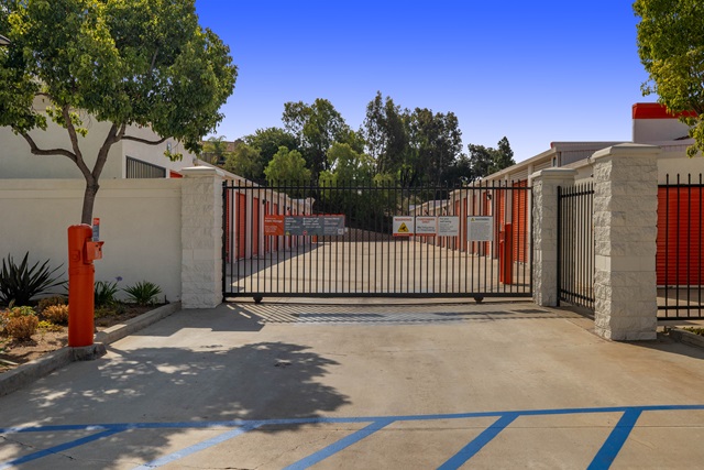 Public Storage  3750 Willow Glen Drive in El Cajon, CA