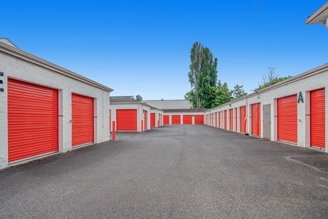 30×10 Garage in Vancouver, WA 7601 NE 5th Ave Vancouver, Washington 2