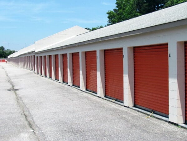 20×10 Public Storage: Self Storage Unit in Clayton, NC 172 Veterans Pkwy Clayton, North Carolina 2