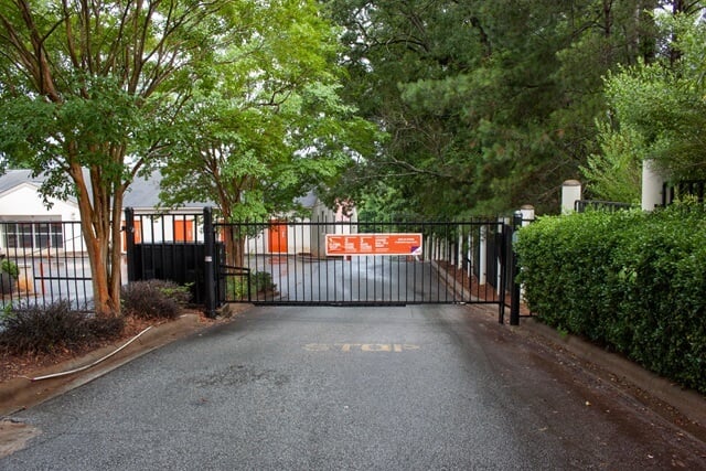 Public Storage  4935 Sunset Blvd in Lexington, SC