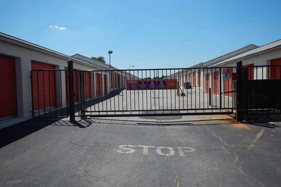 Public Storage  9 Saluda Dam Road in Greenville, SC