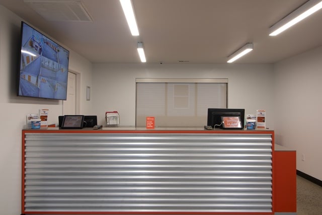 Property 2100 image number 2